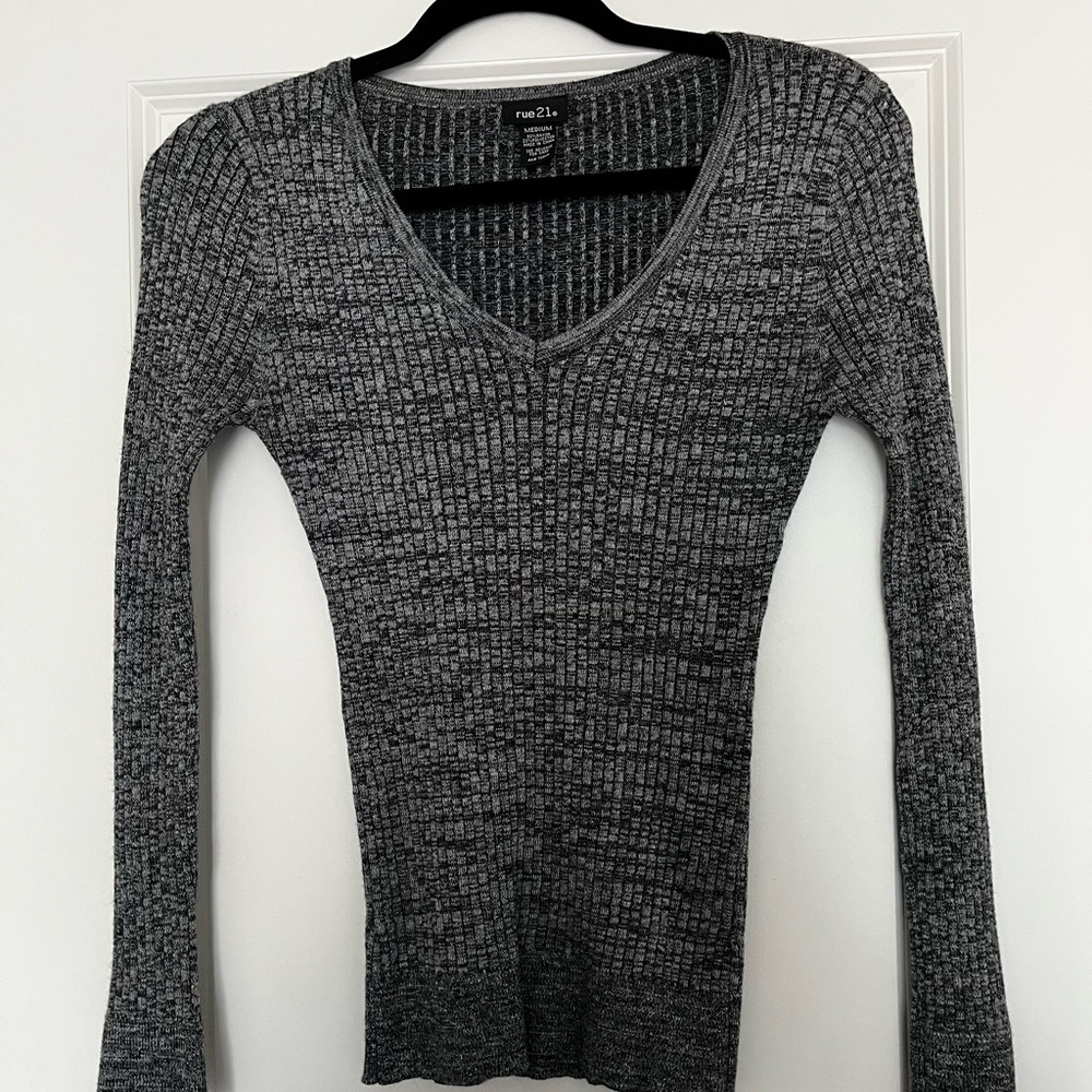 Women’s sweater